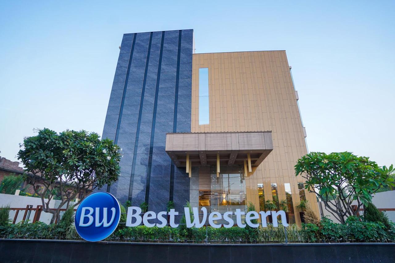 Best Western Vrindavan Otel Dış mekan fotoğraf