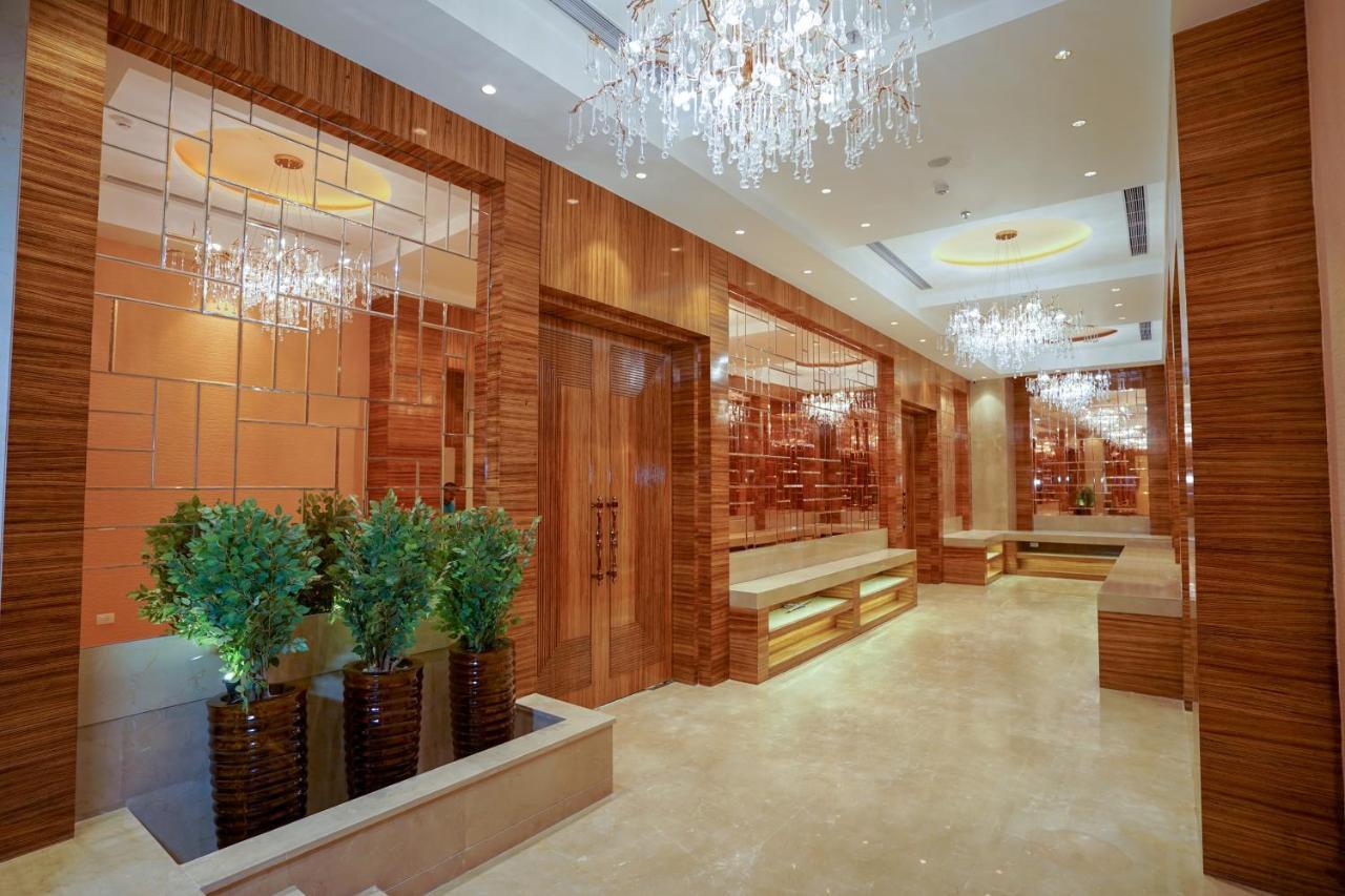 Best Western Vrindavan Otel Dış mekan fotoğraf